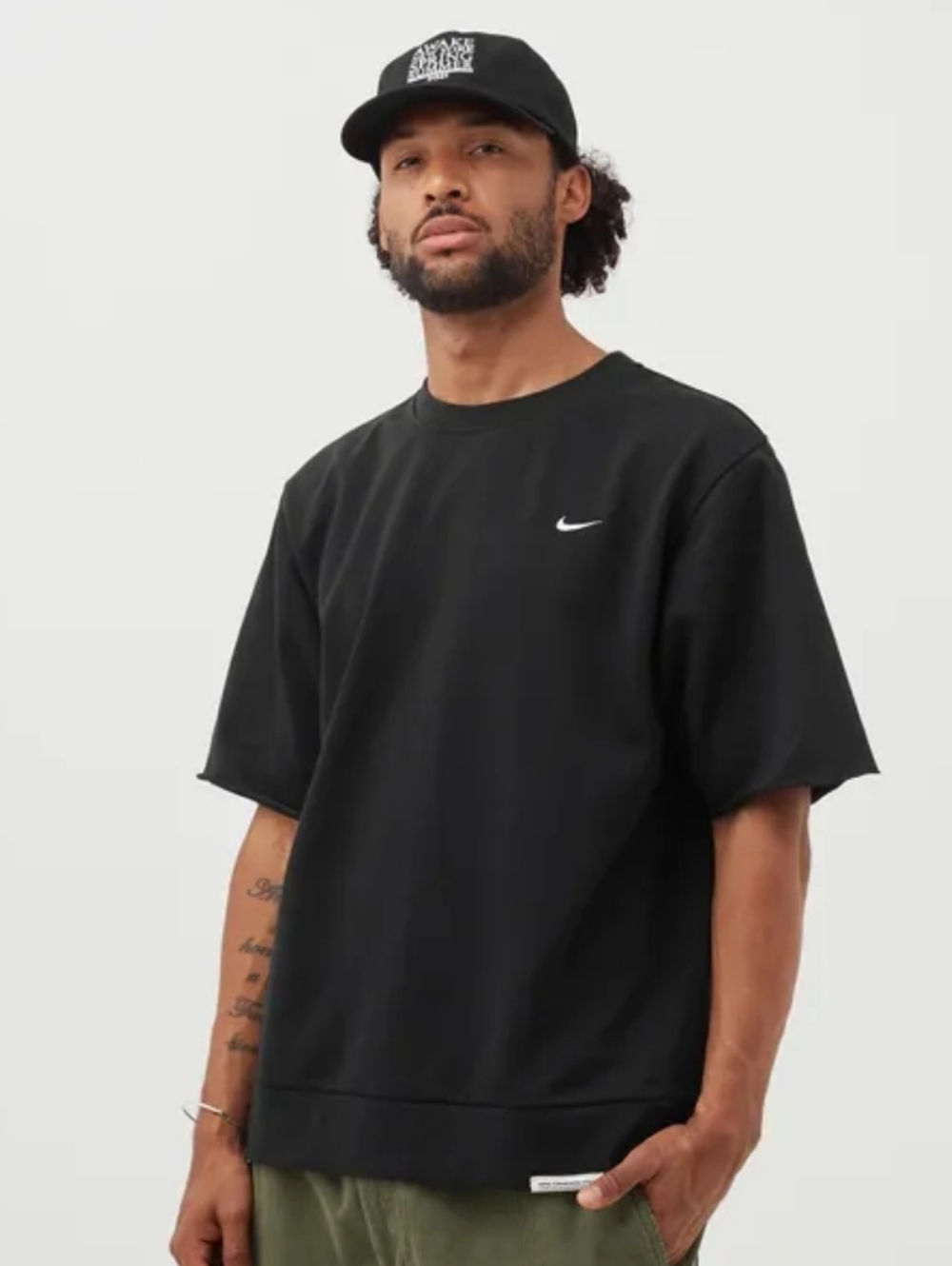 Nike Men's Dri-FIT Standard Issue Black T-Shirt Heavyweight Sweatshirt! Size L